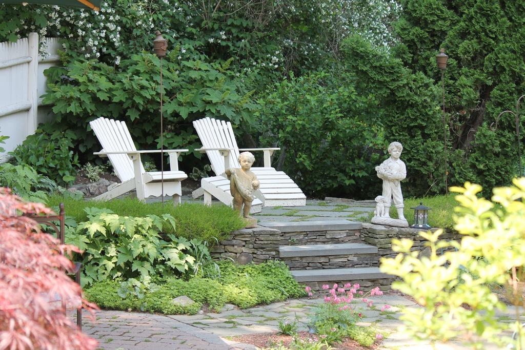 The Sleigh Maker Inn Bed And Breakfast Westborough Εξωτερικό φωτογραφία