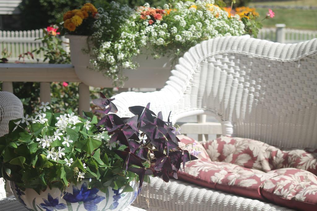 The Sleigh Maker Inn Bed And Breakfast Westborough Εξωτερικό φωτογραφία