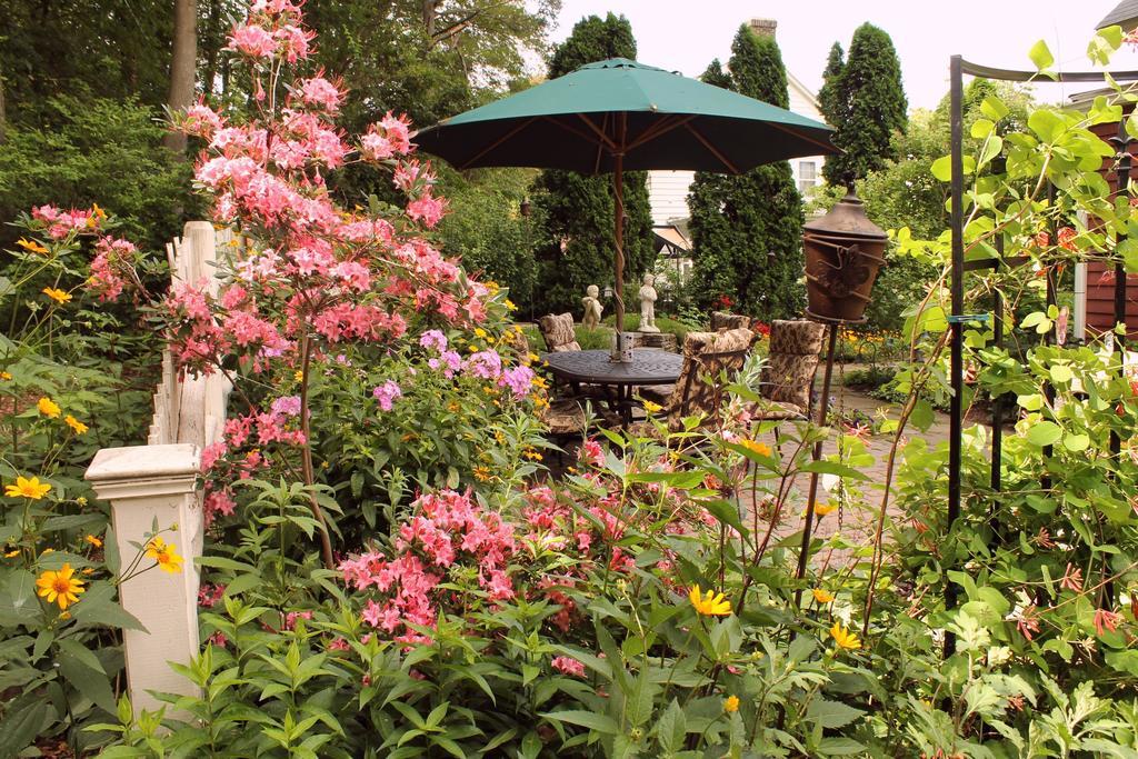 The Sleigh Maker Inn Bed And Breakfast Westborough Εξωτερικό φωτογραφία