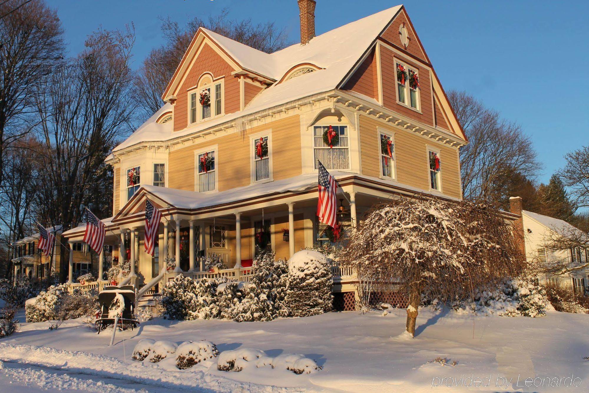 The Sleigh Maker Inn Bed And Breakfast Westborough Εξωτερικό φωτογραφία