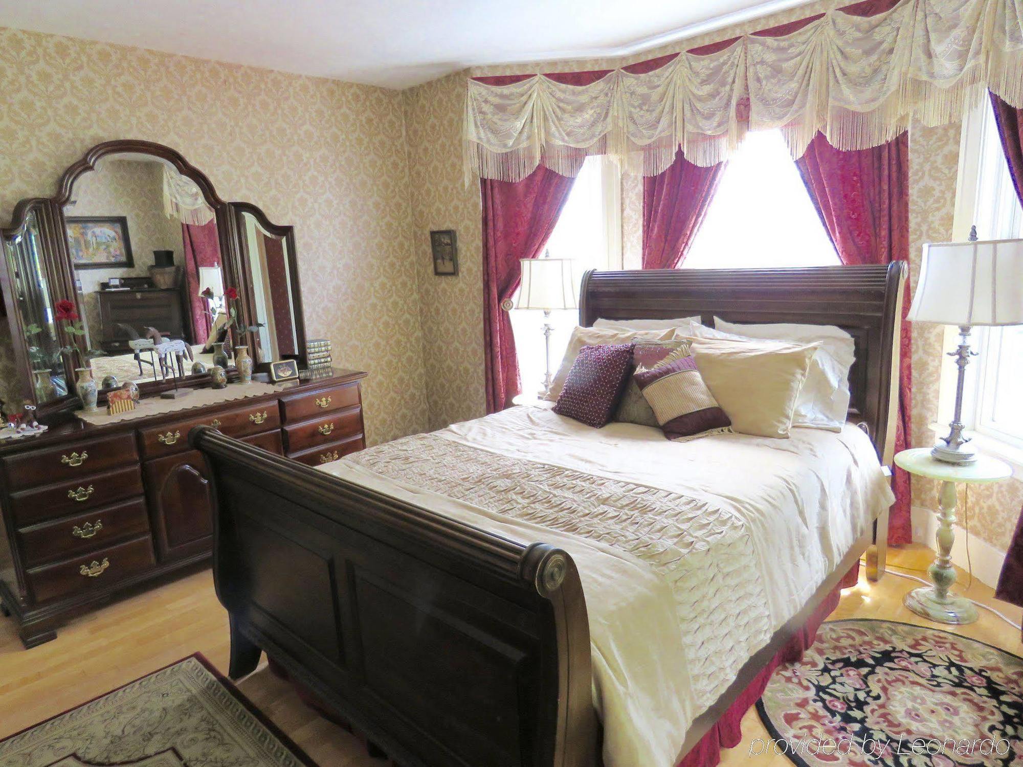 The Sleigh Maker Inn Bed And Breakfast Westborough Εξωτερικό φωτογραφία