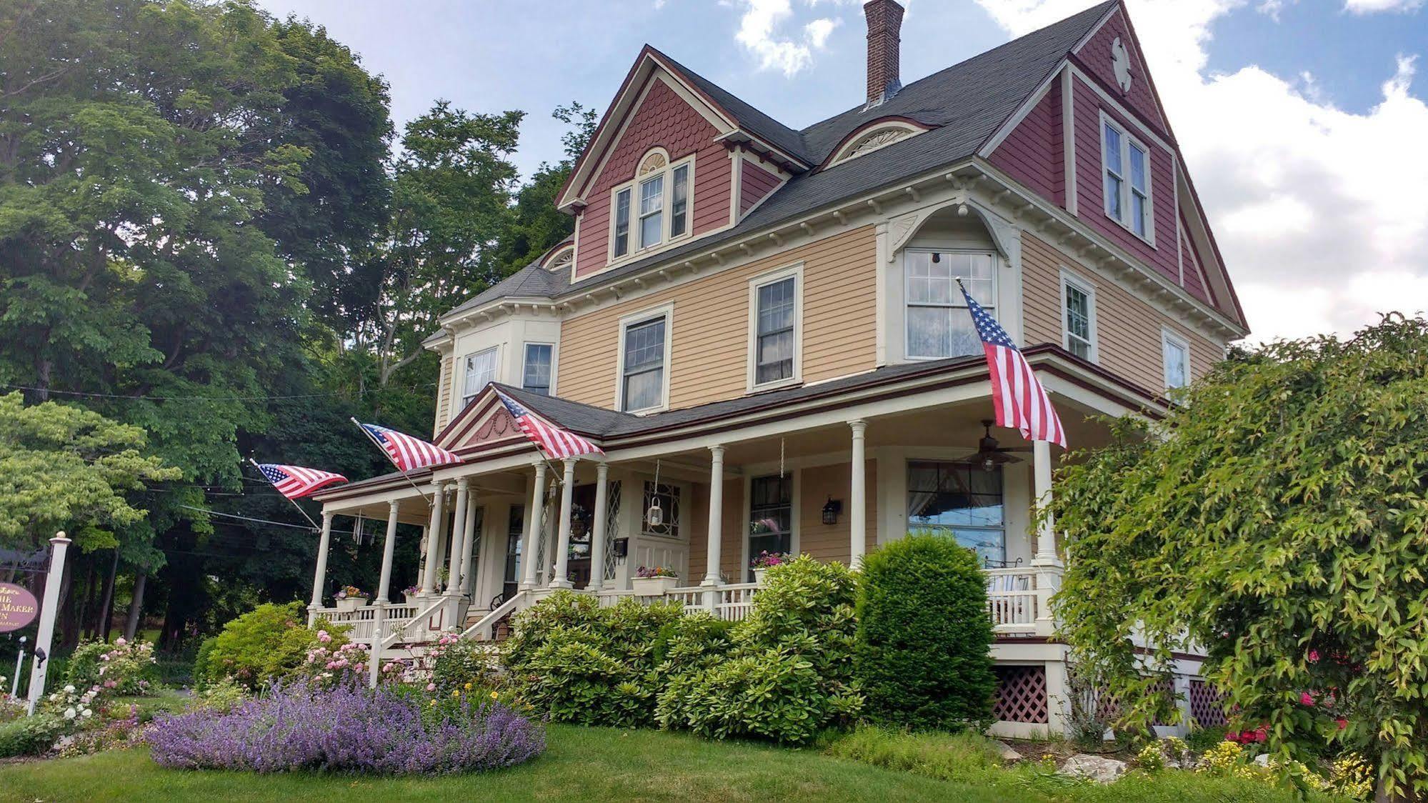 The Sleigh Maker Inn Bed And Breakfast Westborough Εξωτερικό φωτογραφία
